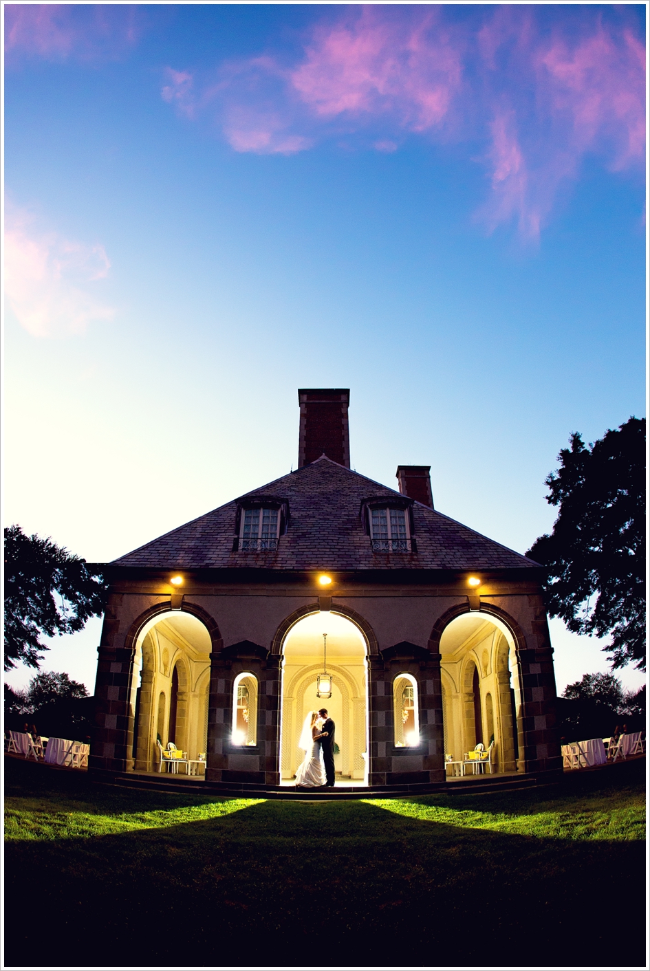 Amazing modern Glen Manor wedding photos RI