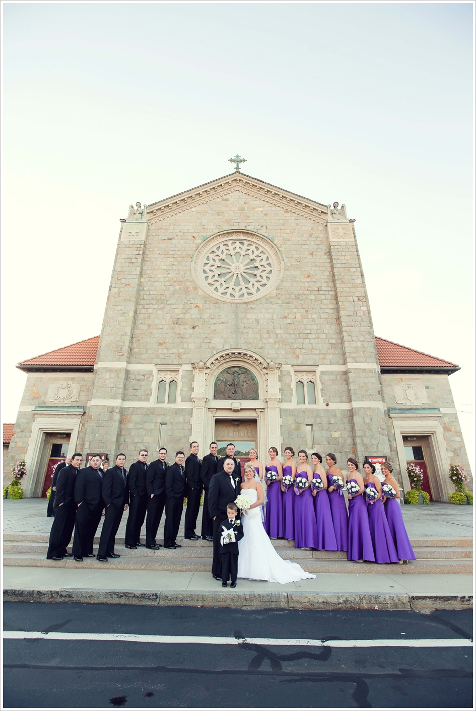 Large bridal party wedding photography