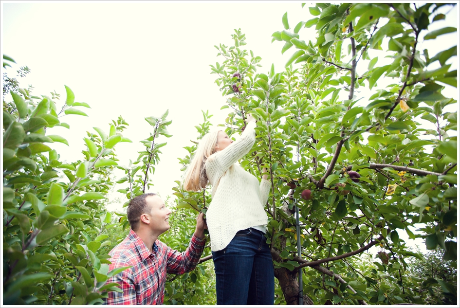 Honey Pot Hill Orchard Engagement Photography