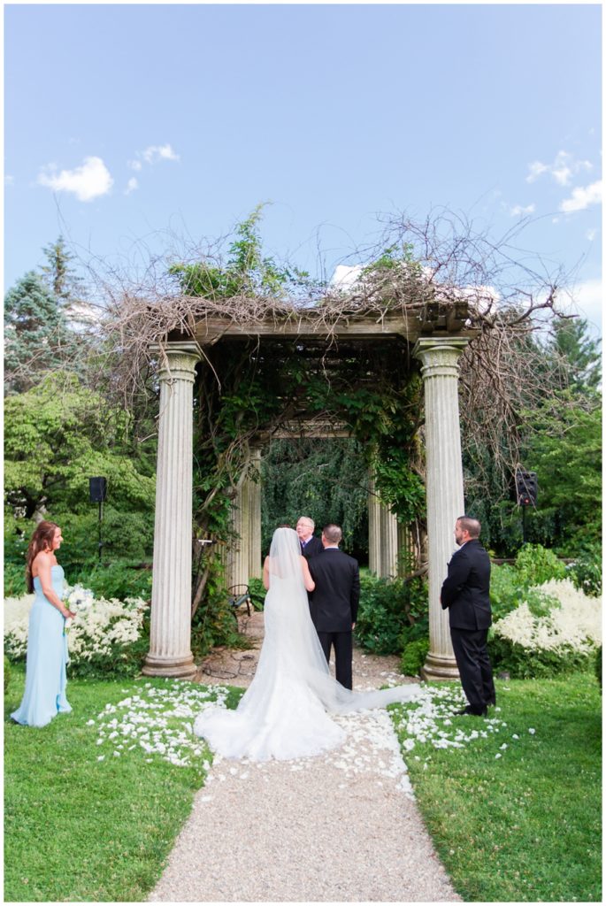 glen_magna_farms_garden_wedding_photos