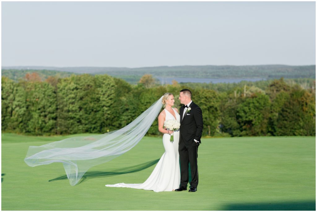 Wachusett-Country-Club-summer-wedding-photos-boston-wedding-photographers-prudente-photography