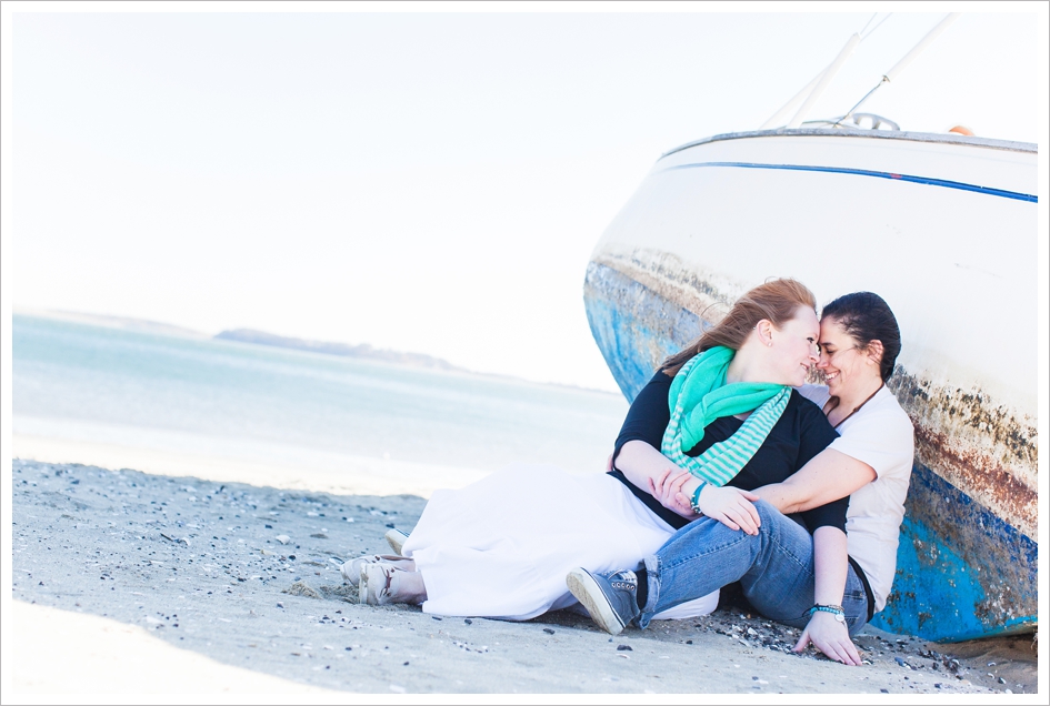 beautiful lesbian engagement session